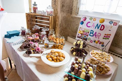 Die Candy-Bar lockt mit unwiderstehlichen Genüssen